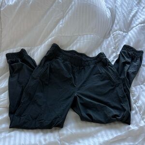 Lululemon nylon gray joggers with pockets size 2